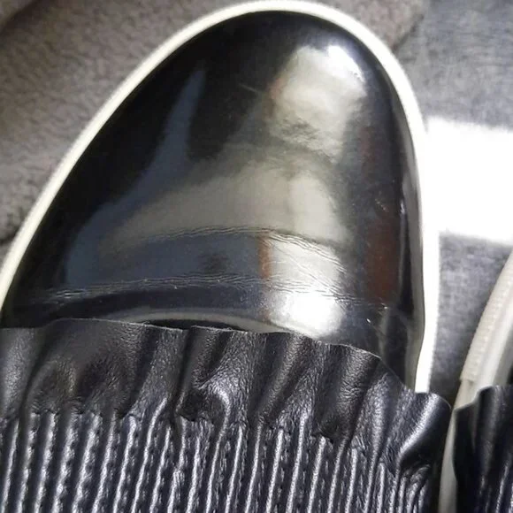 Donald Pliner Samie Black Patent Leather Loafers Size 6.5 - Picture 11 of 11